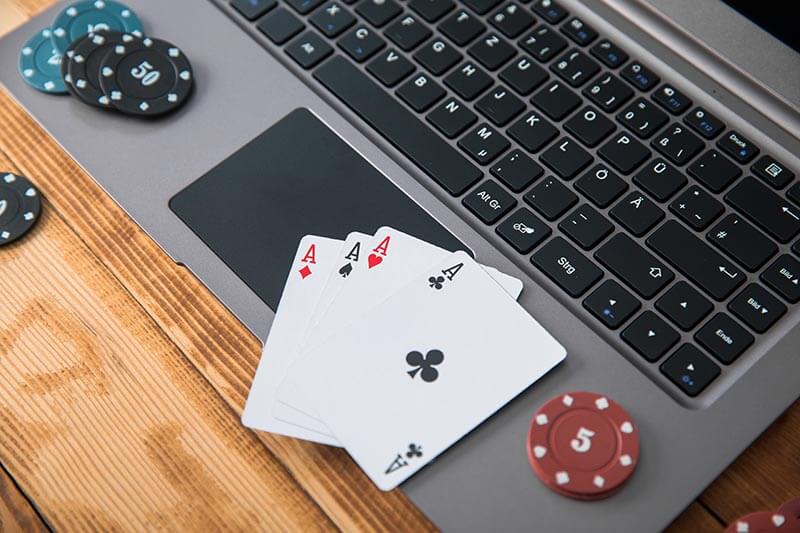 Online casino: players' loyalty