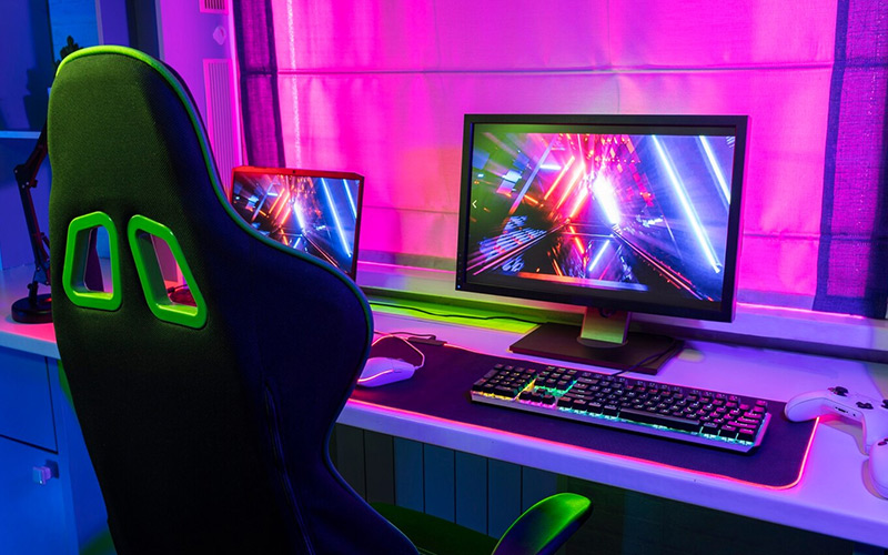 Online gaming in detail: breakdown